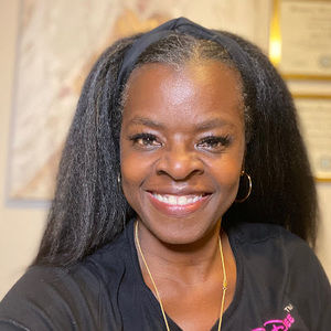 Meet your Posher, Delon